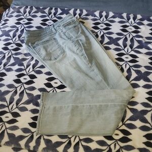 Chico's Light Wash So Slimming Girlfriend Straight-Leg Jeans 10P